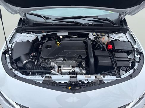 Used 2025 Chevrolet Malibu LT image 16