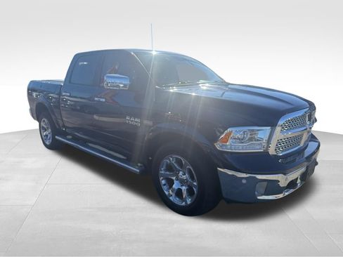 Used 2017 RAM 1500 Laramie w/ Convenience Group image 3