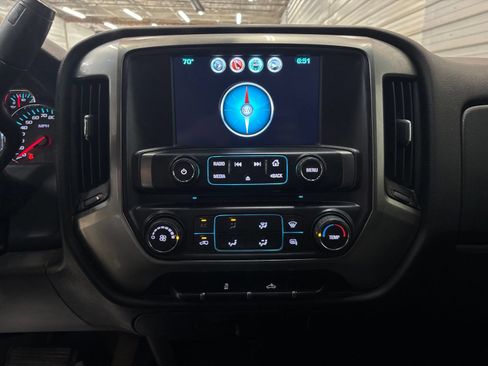 Used 2019 Chevrolet Silverado 1500 LT RWD image 20