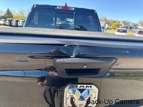 Used 2019 RAM 1500 Tradesman w/ SXT Appearance Group AWD/4WD image 7