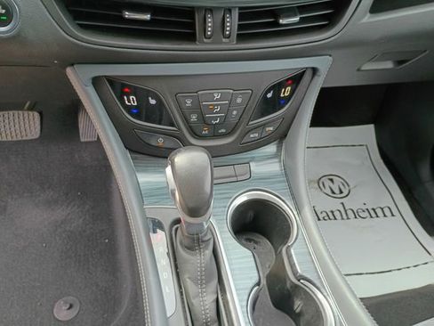 Used 2020 Buick Envision Essence image 19