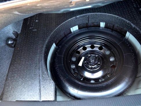 Used 2013 Volkswagen Passat 2.5 S image 28