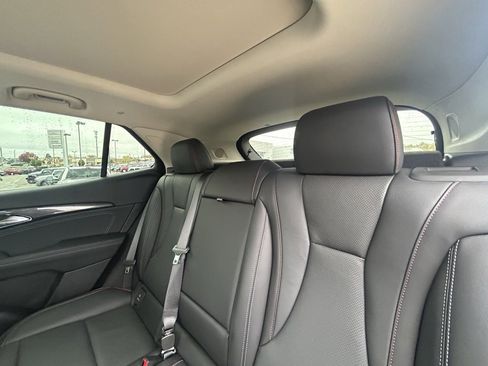 Used 2023 Buick Envision Essence w/ Sport Touring Package image 28