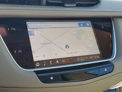 Used 2023 Cadillac XT5 Premium Luxury image 16