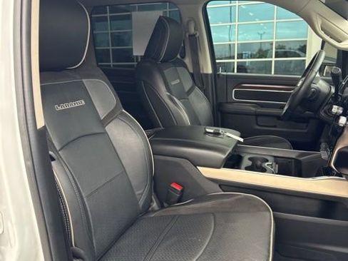 Used 2024 RAM 3500 Laramie image 13