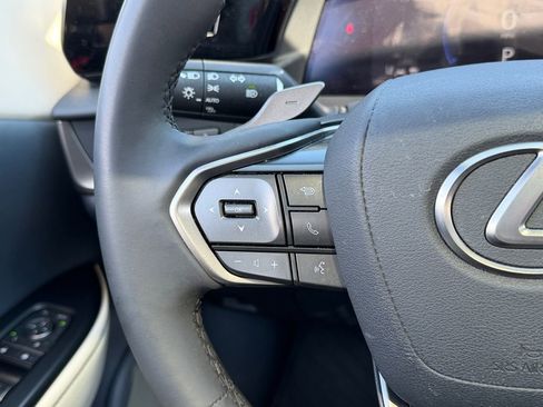 Certified 2025 Lexus RZ 300e w/ Accessory Package (2T) FWD image 19