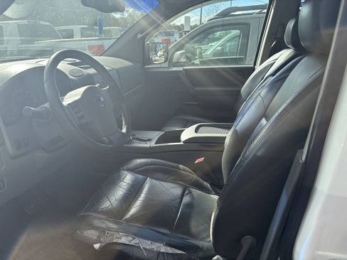 Used 2005 Nissan Armada SE RWD image 12