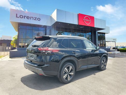 New 2025 Nissan Rogue SL w/ SL Premium Package image 4