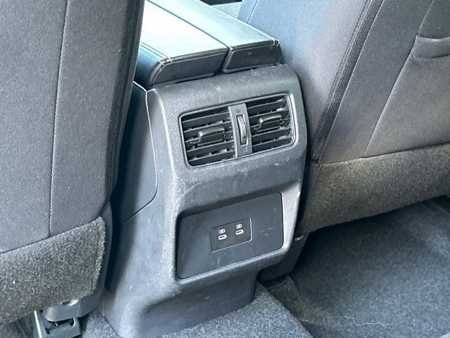 Used 2025 Nissan Rogue SV AWD/4WD image 25