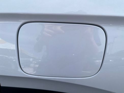 Used 2023 Honda CR-V EX image 18