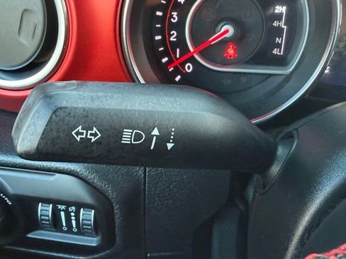 Used 2021 Jeep Gladiator Rubicon image 46