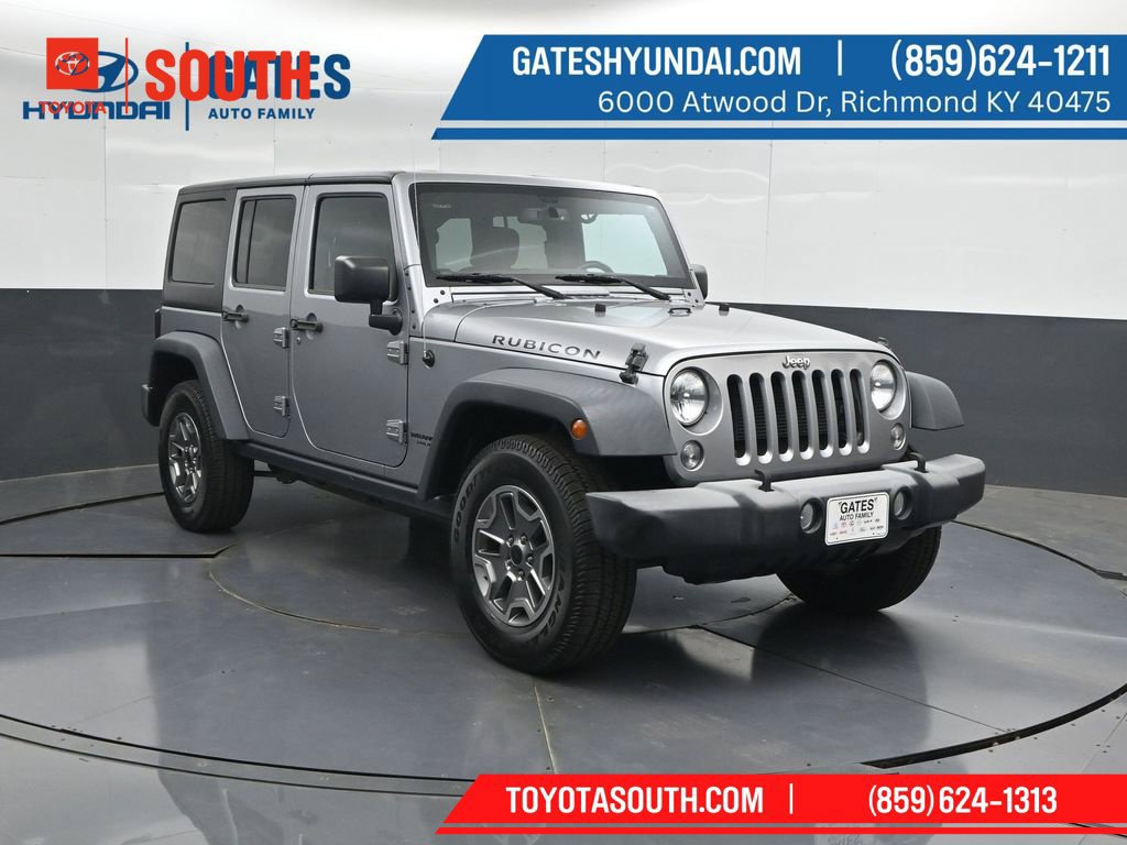 Used 2015 Jeep Wrangler Unlimited Rubicon w/ Max Tow Package AWD/4WD image 4
