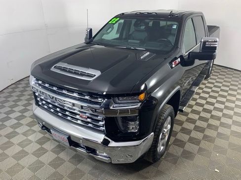 Used 2022 Chevrolet Silverado 2500 LTZ w/ LTZ Premium Package AWD/4WD image 18