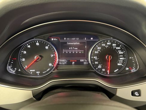 Used 2018 Audi Q7 2.0T Premium Plus AWD/4WD image 18