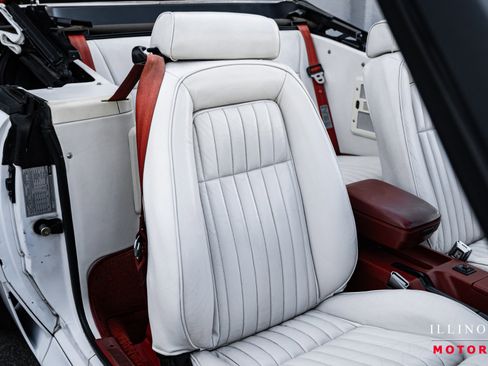 Used 1990 Ford Mustang GT image 27