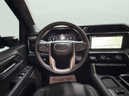 Used 2024 GMC Sierra 2500 Denali w/ Technology Package image 13