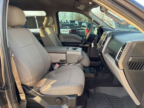 Used 2016 Ford F150 XLT w/ Trailer Tow Package image 26