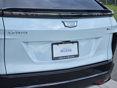 New 2027 Cadillac Lyriq Sport AWD/4WD image 14