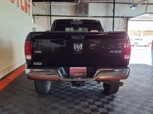 Used 2018 RAM 3500 SLT AWD/4WD image 4