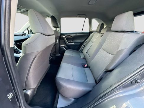 Used 2024 Toyota RAV4 XLE FWD image 23