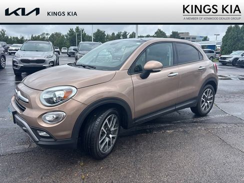 Used 2017 FIAT 500X Trekking AWD/4WD image 1