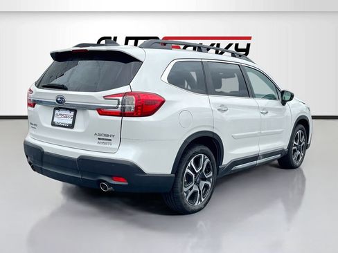 Used 2024 Subaru Ascent Touring AWD/4WD image 7