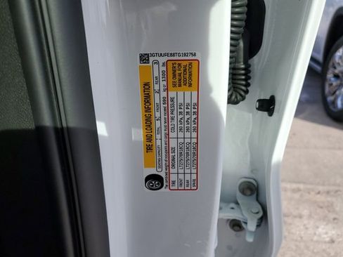 Used 2026 GMC Sierra 1500 AT4X AWD/4WD image 32