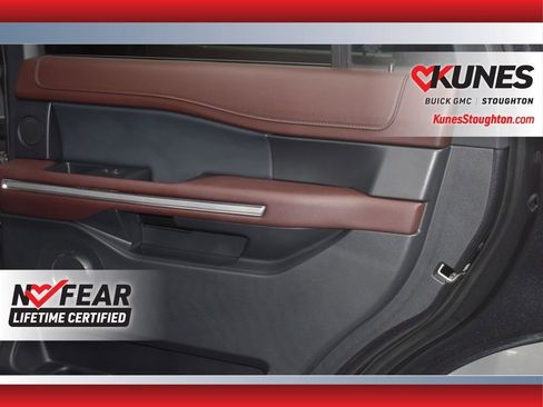 Used 2024 Ford Expedition Limited image 21