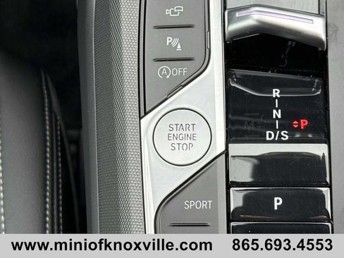 Used 2024 BMW 230i xDrive Coupe w/ Parking Assistance Package image 17