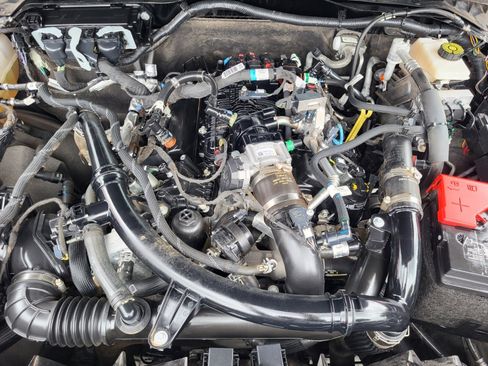 Certified 2024 Ford Bronco Badlands image 33