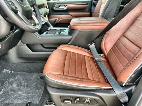 New 2026 GMC Sierra 2500 Denali Ultimate image 24