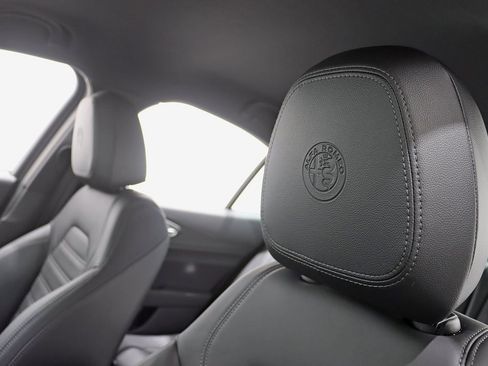 Used 2024 Alfa Romeo Giulia Quadrifoglio w/ Active Assist Plus Package image 26