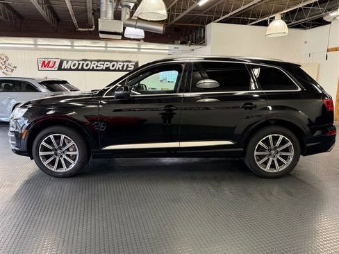 Used 2017 Audi Q7 3.0T Premium Plus w/ Premium Plus Package image 6