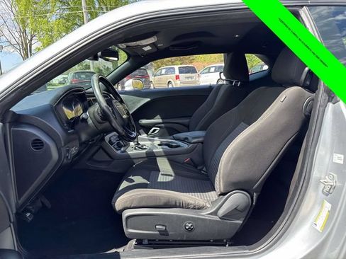 Used 2020 Dodge Challenger SXT RWD image 3