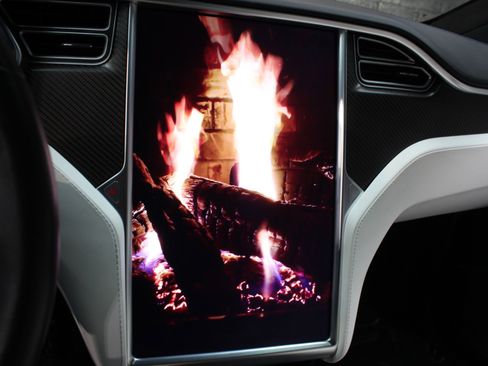 Used 2017 Tesla Model X 100D image 78