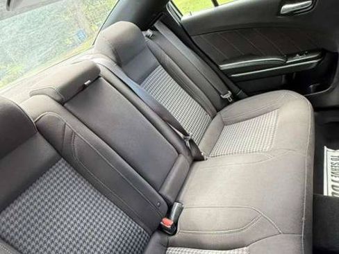 Used 2023 Dodge Charger SXT RWD image 11
