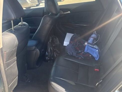 Used 2010 Honda Crosstour EX image 20