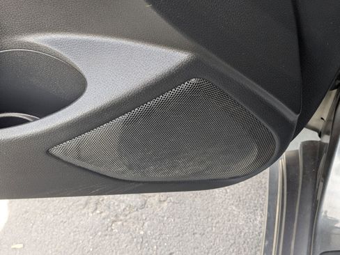 Used 2014 Nissan Altima 2.5 S FWD image 15