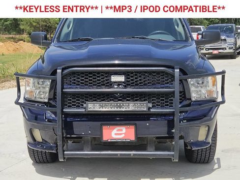 Used 2014 RAM 1500 Express RWD image 2