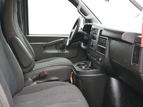 Used 2025 GMC Savana 2500 w/ Driver Convenience Package RWD image 11