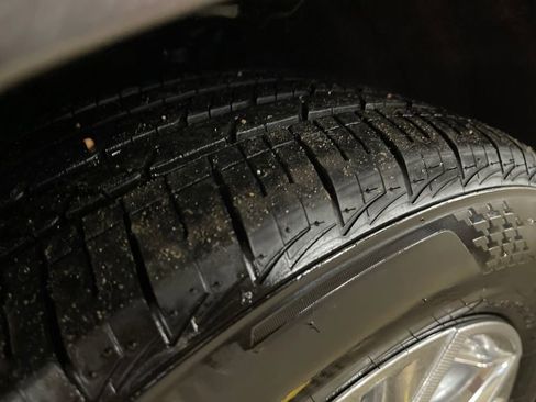 Certified 2024 Toyota Sienna Platinum image 27