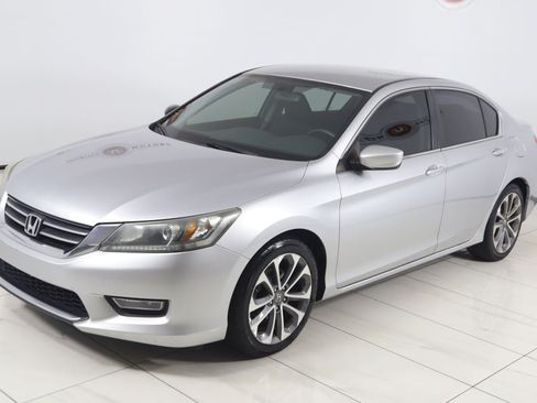 Used 2013 Honda Accord Sport image 18