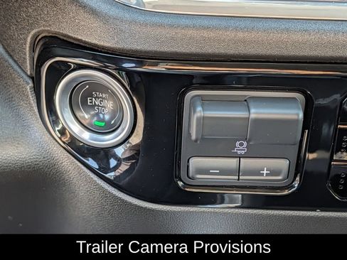 Used 2024 Chevrolet Silverado 2500 LTZ w/ LTZ Plus Package AWD/4WD image 18