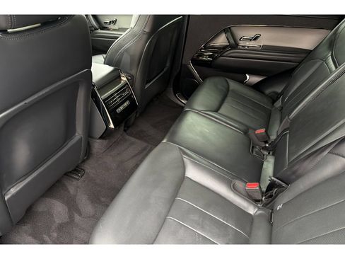 Used 2025 Land Rover Range Rover Sport SE AWD/4WD image 13
