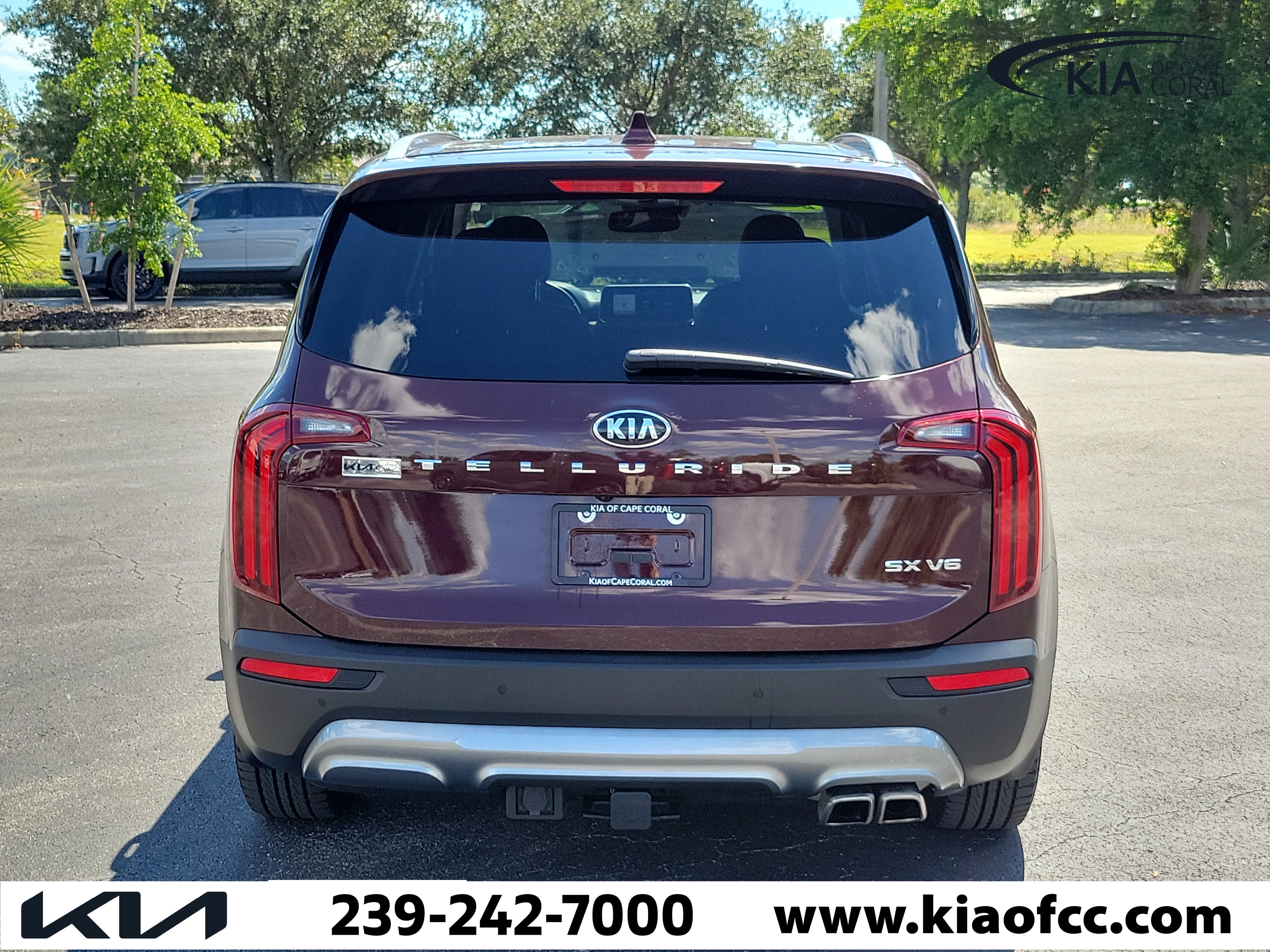 Used 2021 Kia Telluride SX w/ Towing Package FWD image 5