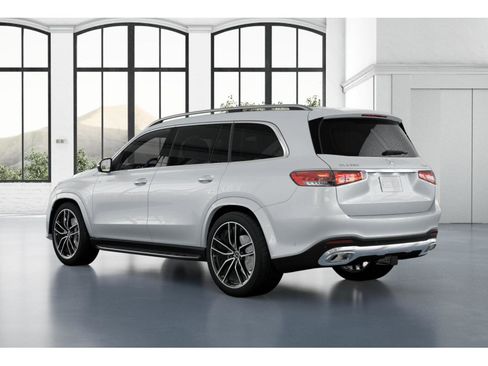 New 2026 Mercedes-Benz GLS 580 4MATIC image 29
