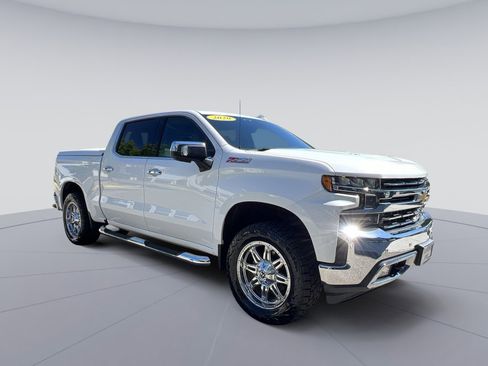 Used 2020 Chevrolet Silverado 1500 LTZ w/ LTZ Premium Package AWD/4WD image 15