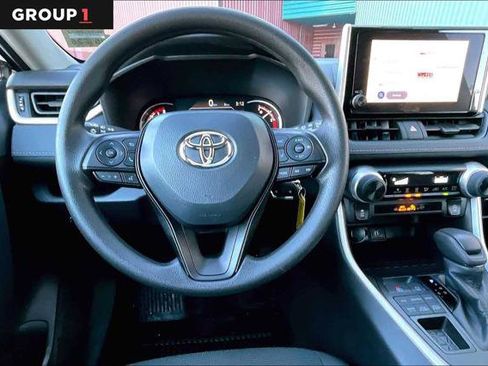 Certified 2025 Toyota RAV4 LE image 5