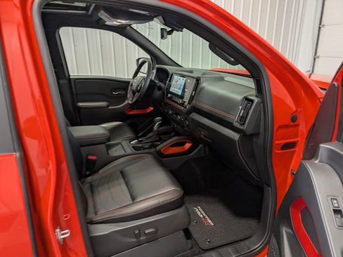 Used 2025 Nissan Frontier PRO-4X w/ Pro Premium Package AWD/4WD image 30