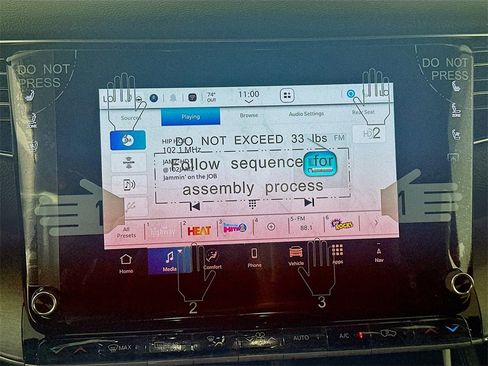 New 2025 Jeep Wagoneer Series II w/ Convenience Group I image 13